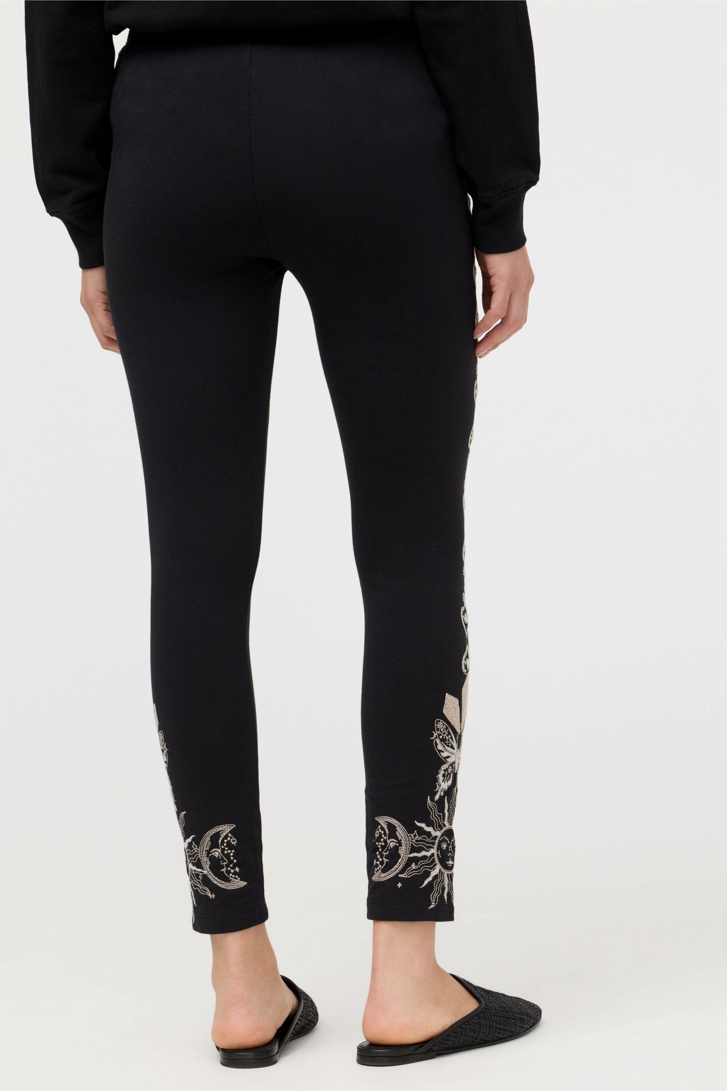 Johnny Was BEE ACTIVE EMBROIDERED LEGGING