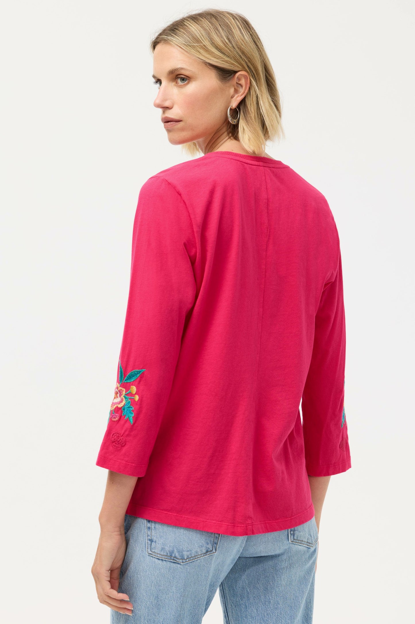 Johnny Was 3/4 SLEEVE TRAPUNTO V-NECK TEE