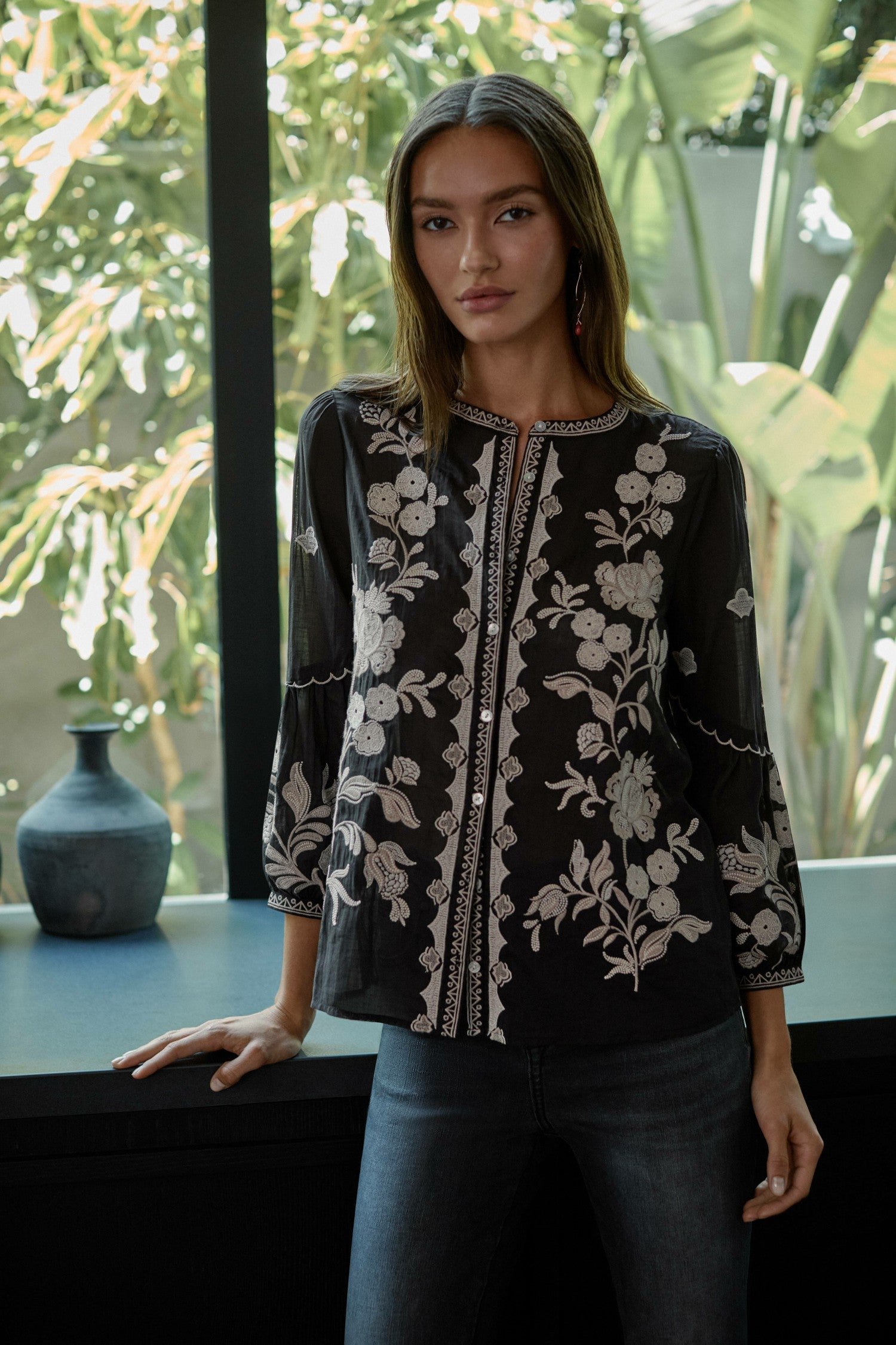Johnny Was SCALLOP SLEEVE BLOUSE