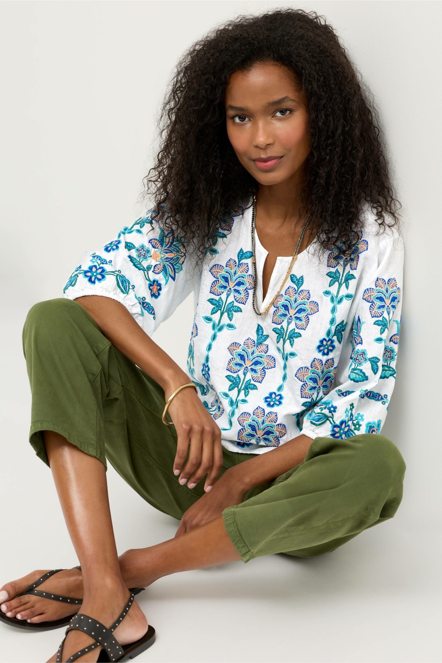 Johnny Was SPLIT NECK LINEN BLOUSE