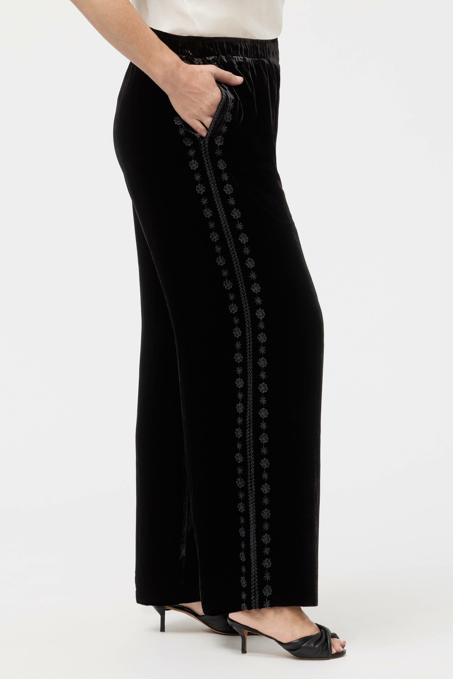 Johnny Was MARIK VELVET PANT