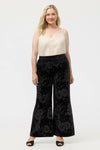 Embossed Velvet Black