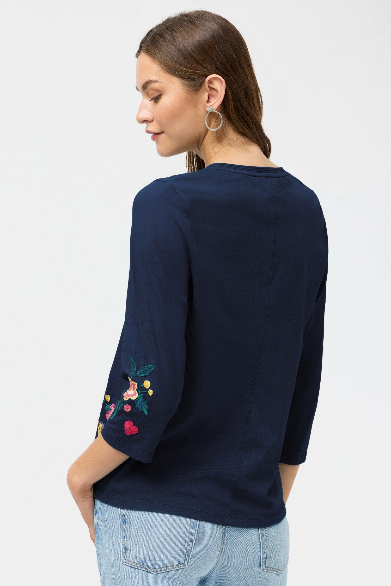 Johnny Was 3/4 SLEEVE TRAPUNTO V-NECK TEE